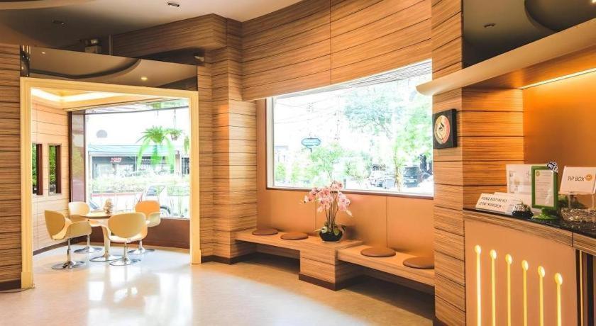 New Suanmali Hotel Bangkok Exterior photo
