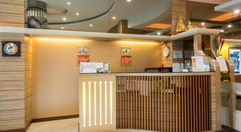 New Suanmali Hotel Bangkok Exterior photo