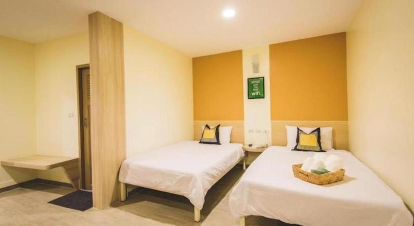 New Suanmali Hotel Bangkok Exterior photo