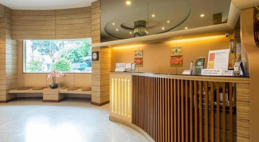 New Suanmali Hotel Bangkok Exterior photo